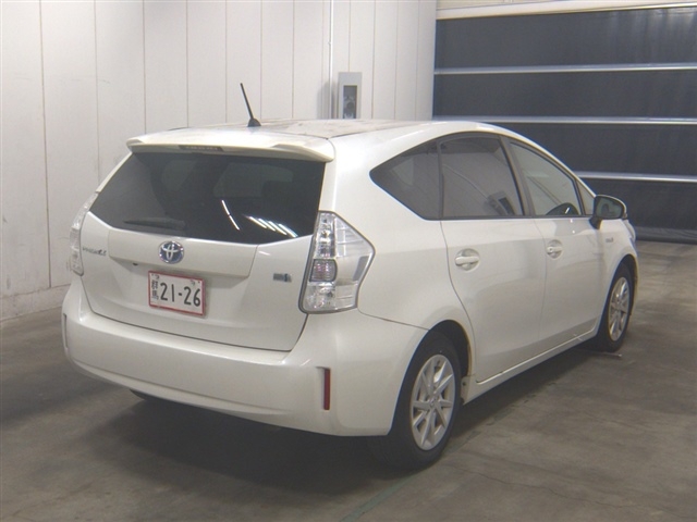 TOYOTA PRIUS ALPHA