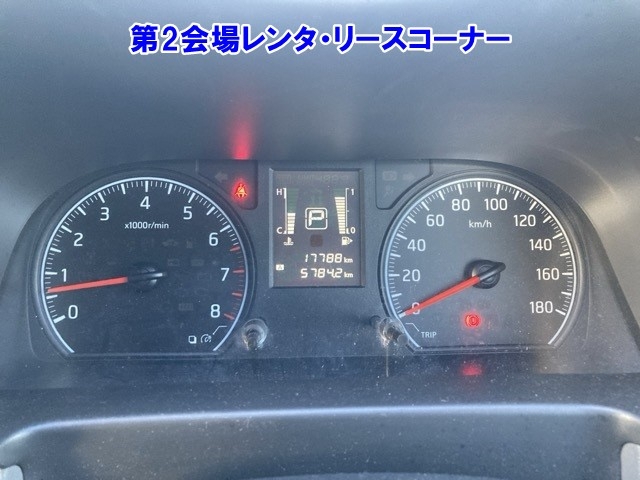 NISSAN NV350 CARAVAN
