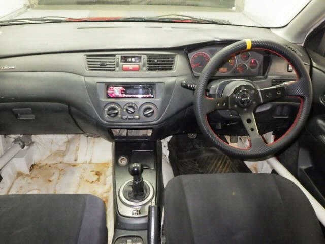 MITSUBISHI LANCER EVOLUTION