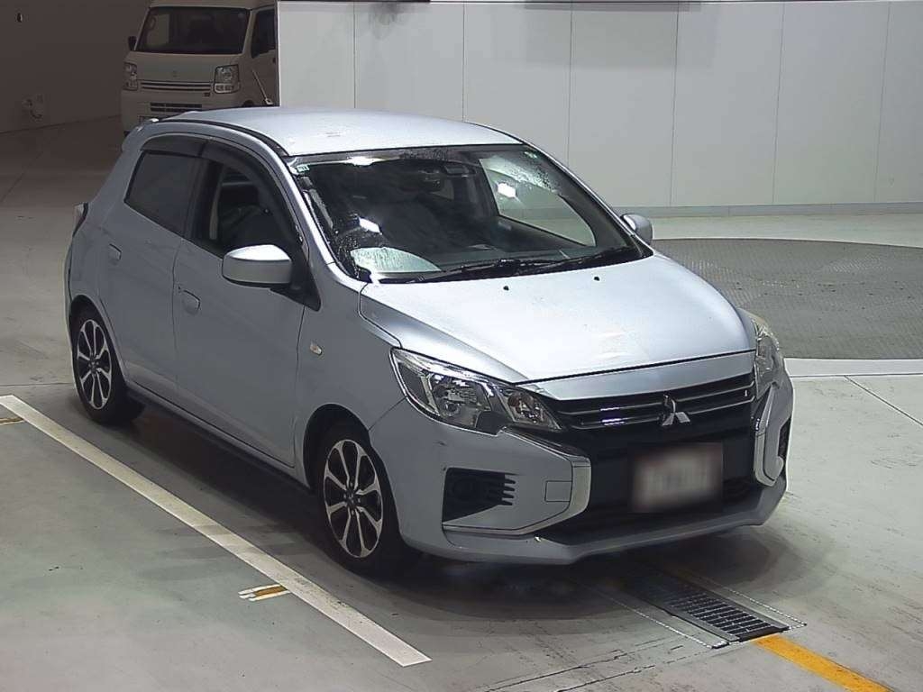 MITSUBISHI MIRAGE
