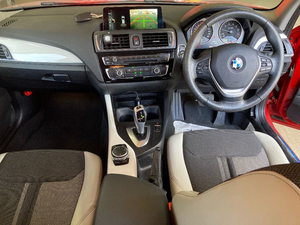 BMW 1-SERIES