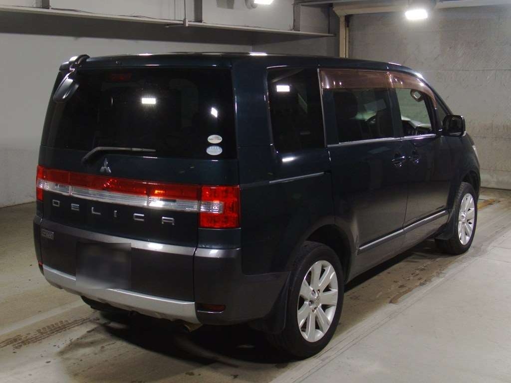 MITSUBISHI DELICA D:5