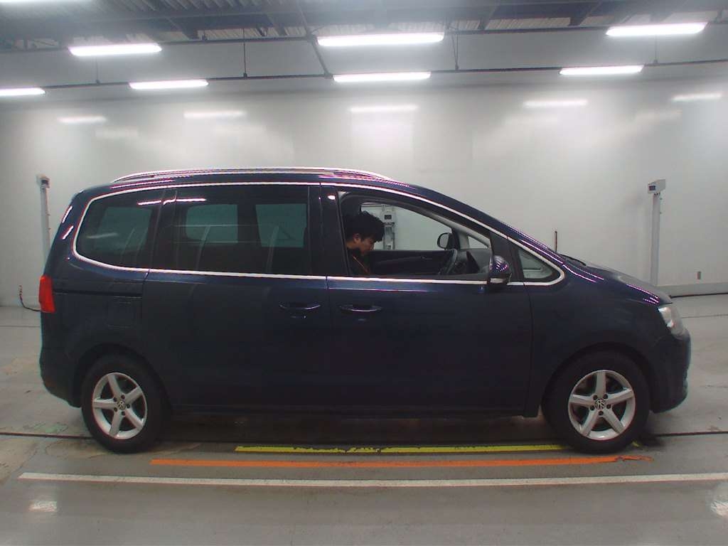 VOLKSWAGEN SHARAN