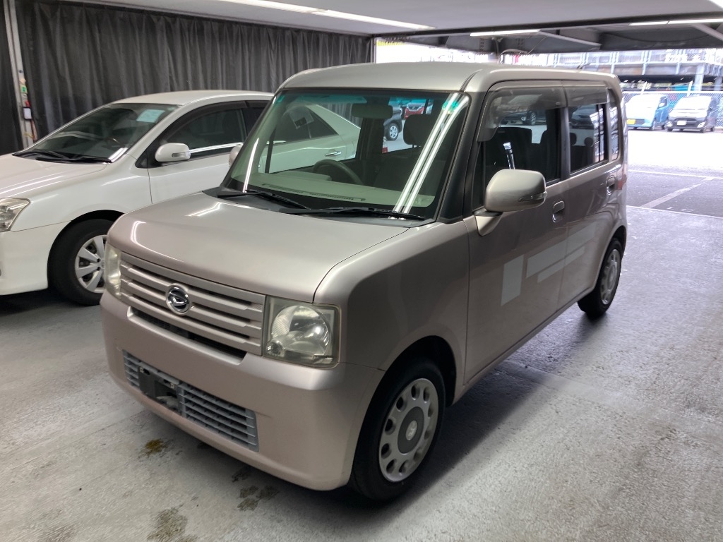 DAIHATSU MOVE CONTE