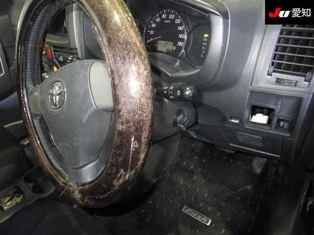 TOYOTA RUSH