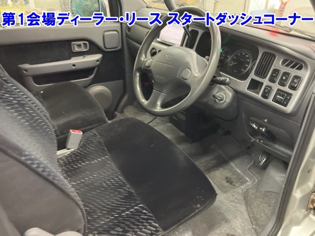 DAIHATSU ATRAI7