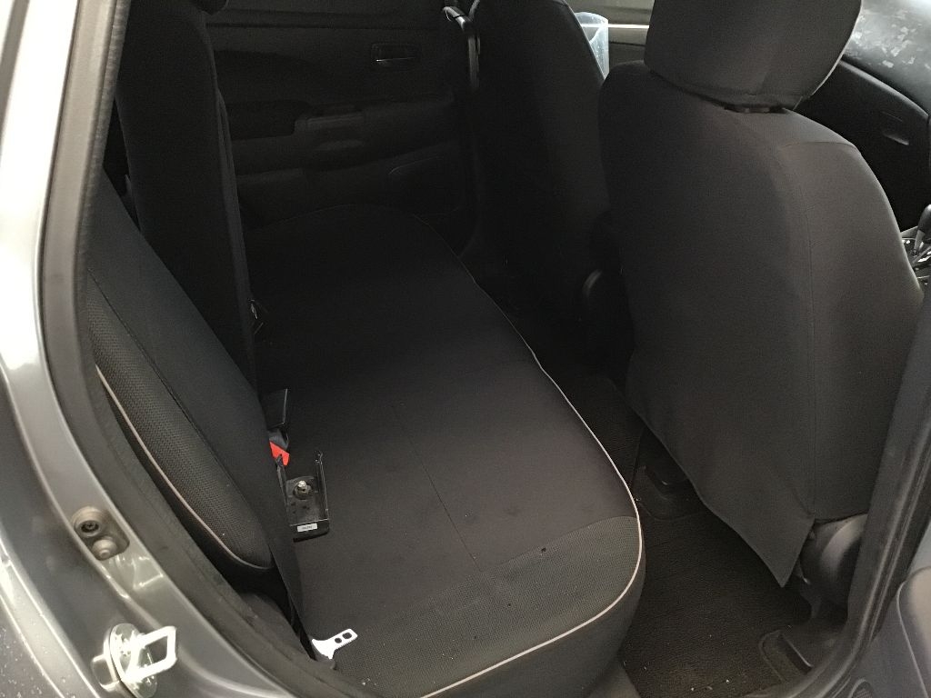 MITSUBISHI RVR