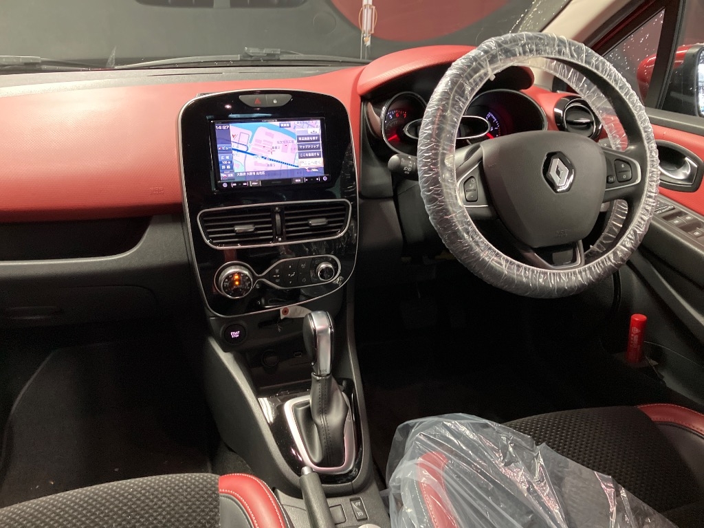 RENAULT LUTECIA