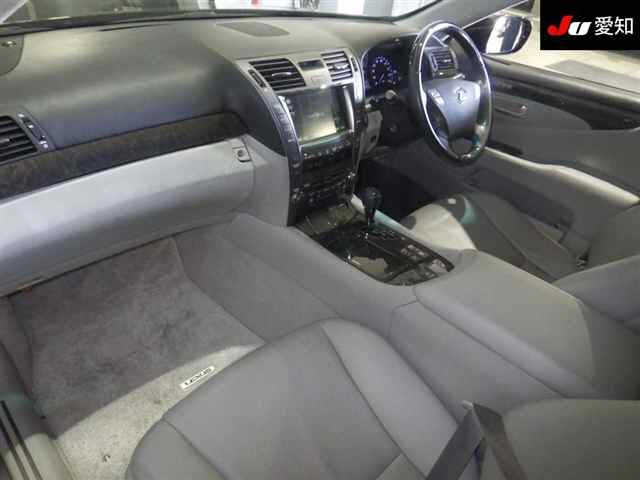 LEXUS LS460