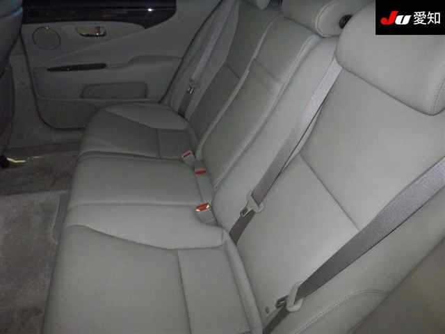 LEXUS LS460