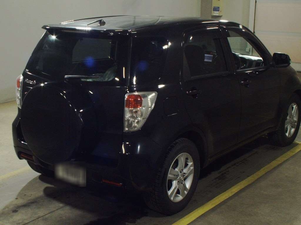 TOYOTA RUSH