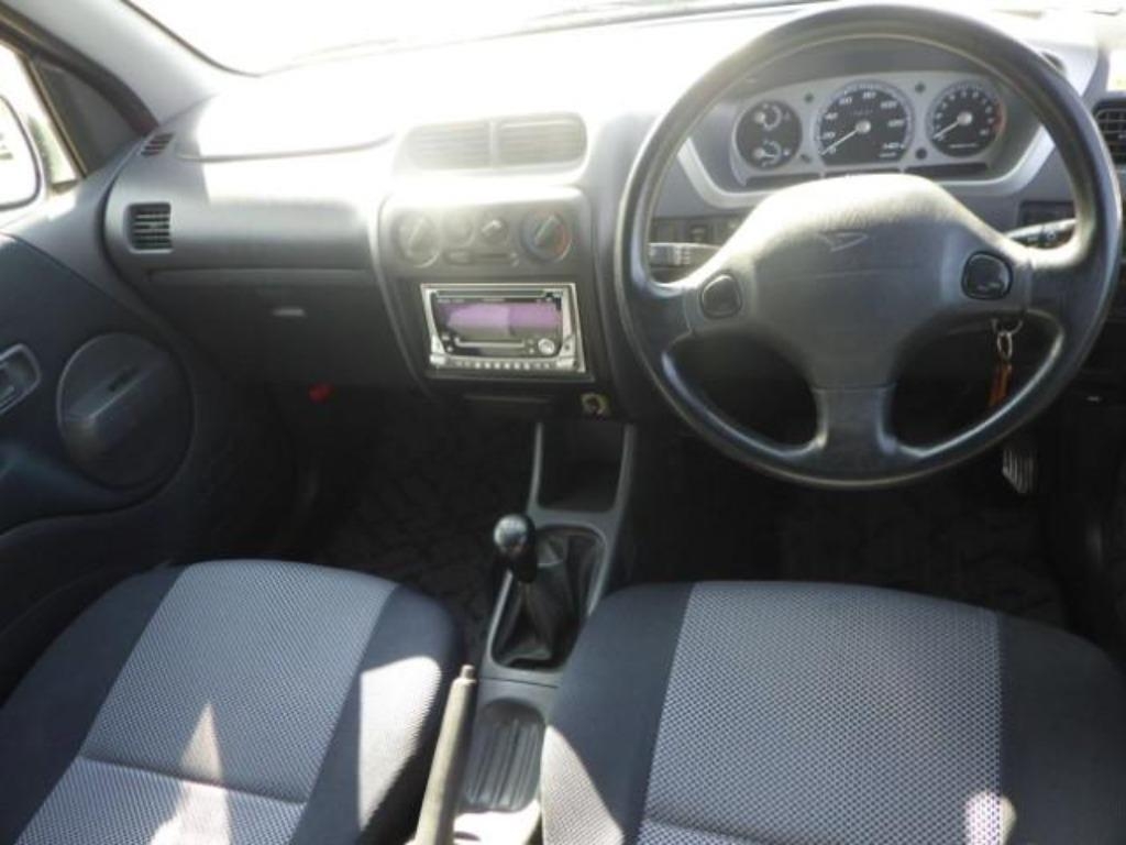 DAIHATSU TERIOS KID