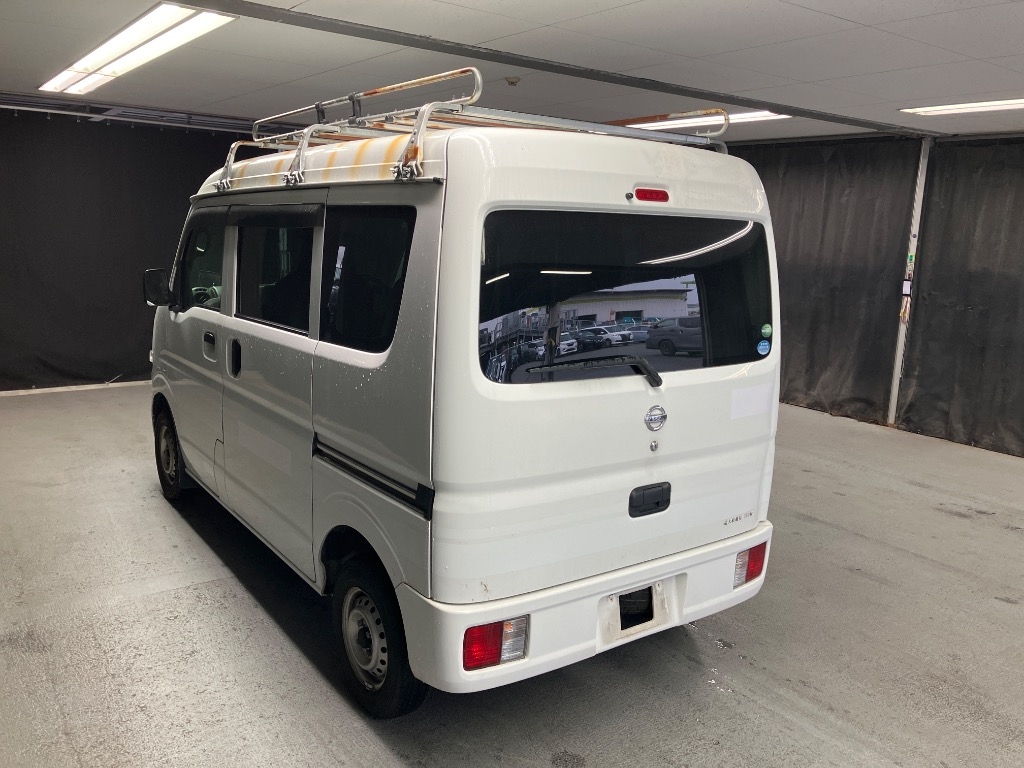 NISSAN NV100 CLIPPER