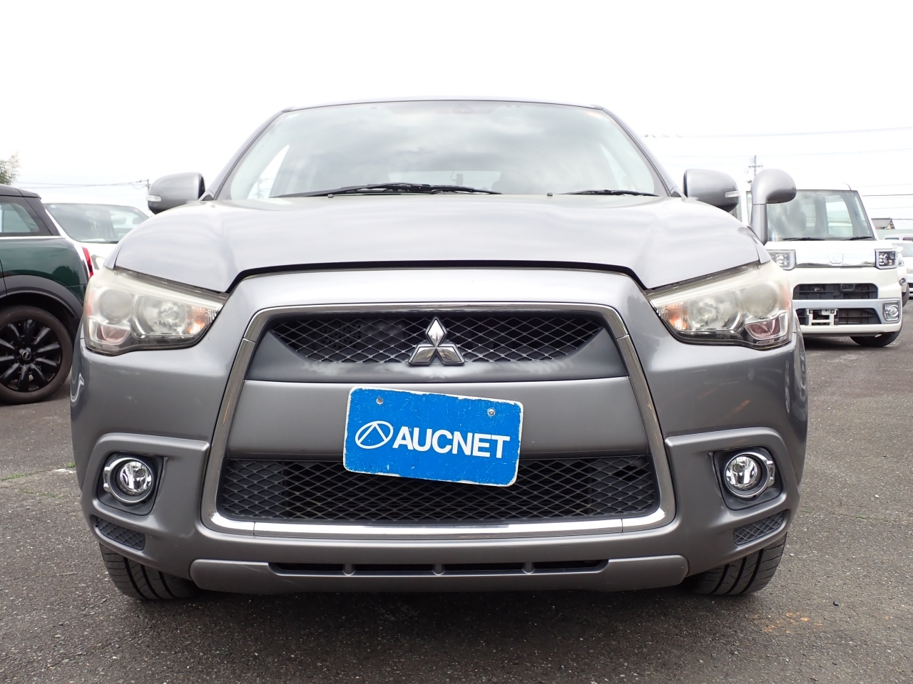 MITSUBISHI RVR
