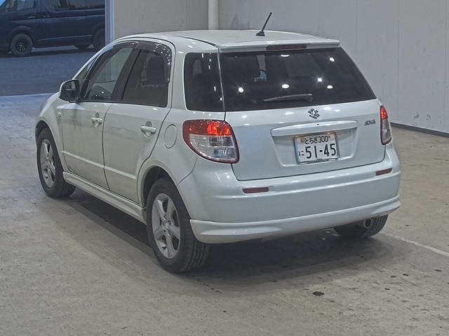 SUZUKI SX4