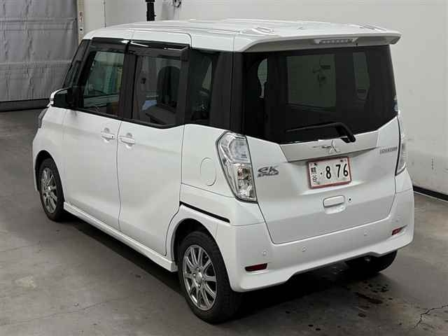 MITSUBISHI EK SPACE