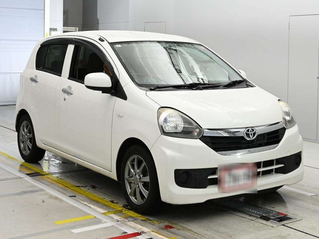 TOYOTA PIXIS EPOCH