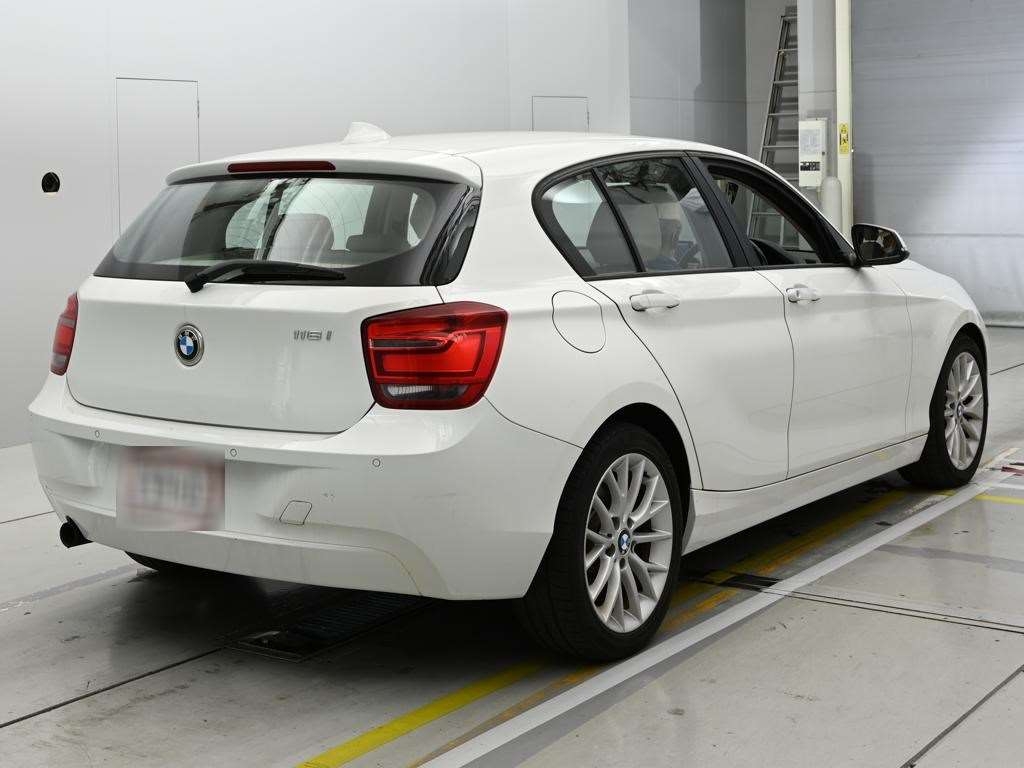 BMW 1-SERIES