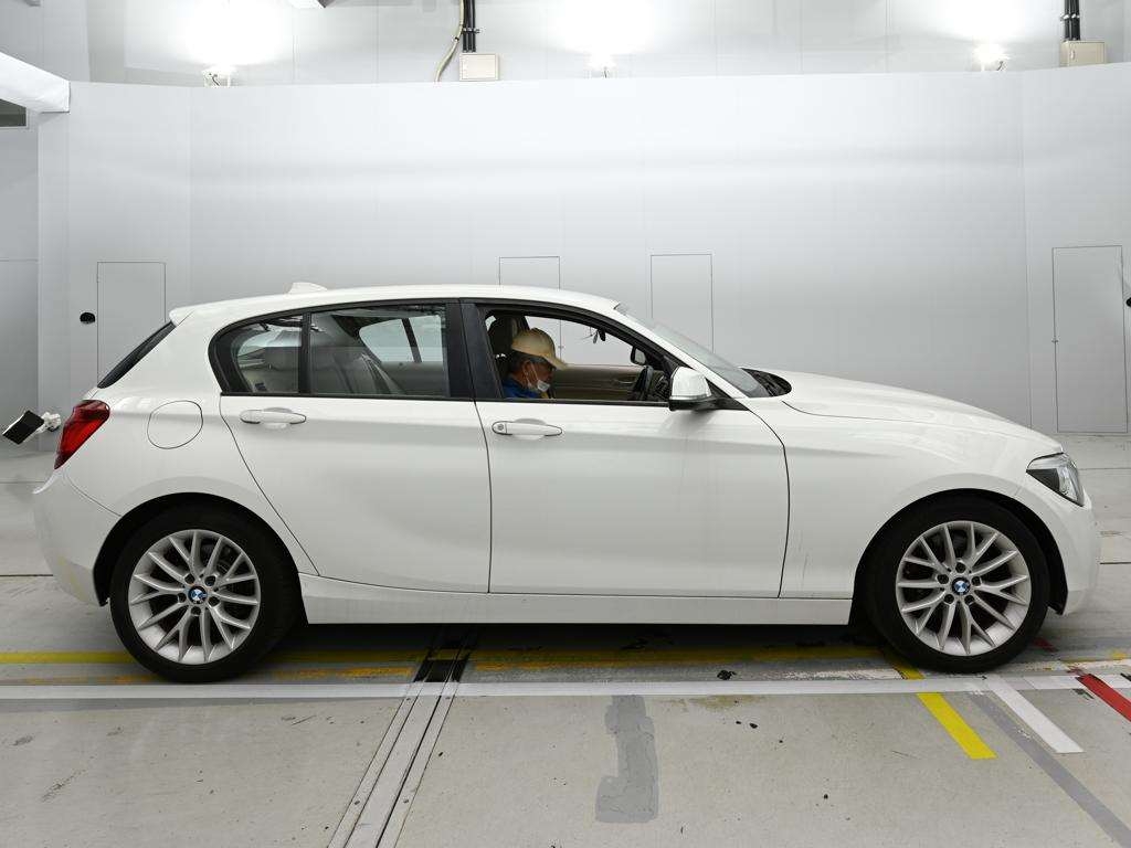 BMW 1-SERIES