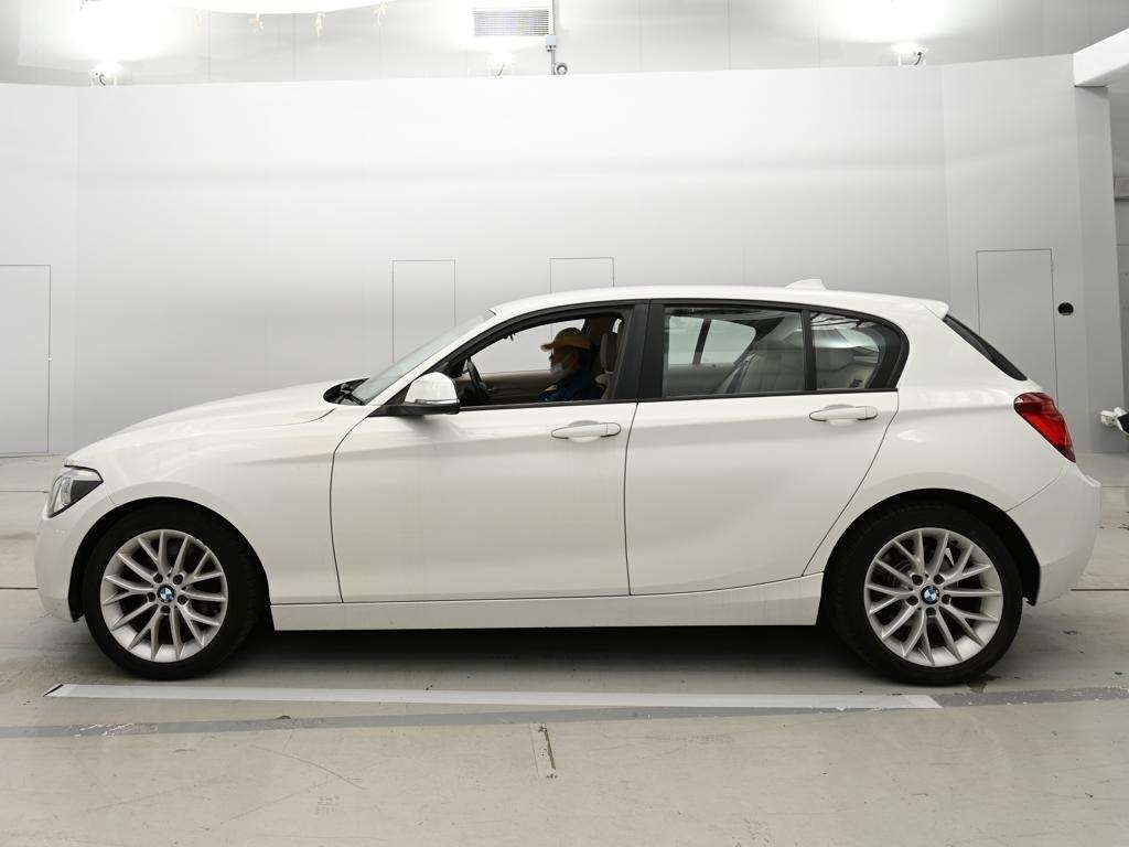 BMW 1-SERIES