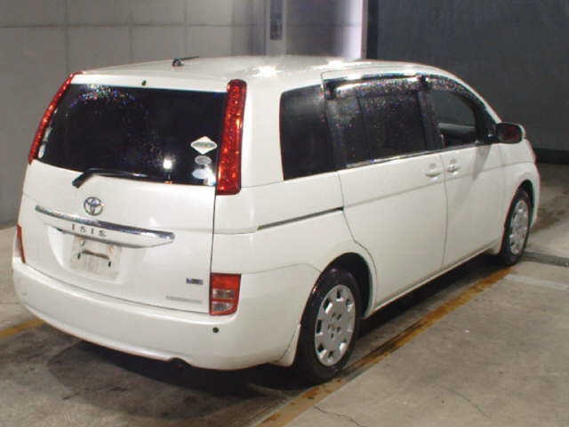 TOYOTA ISIS