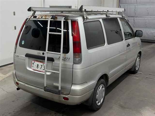 TOYOTA TOWN ACE NOAH