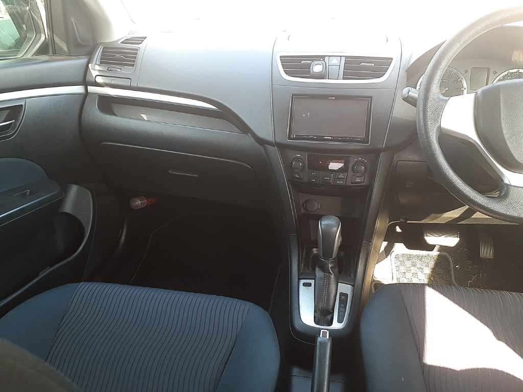 SUZUKI SWIFT