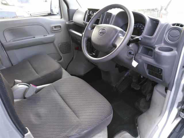 NISSAN NV100 CLIPPER