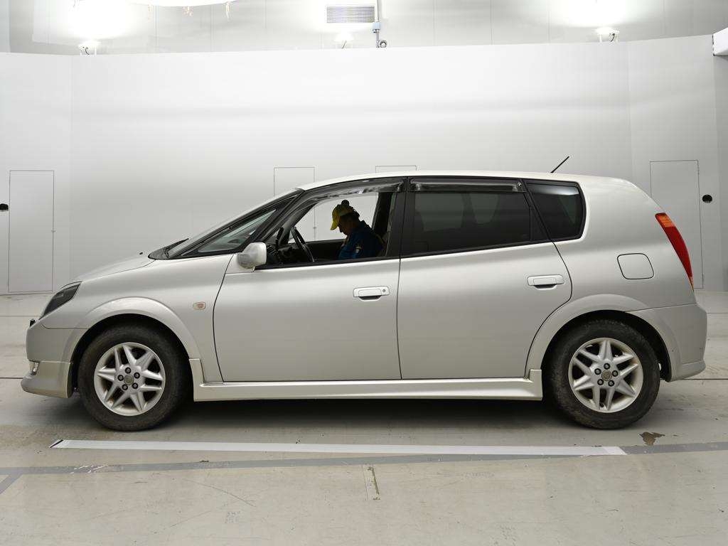 TOYOTA OPA