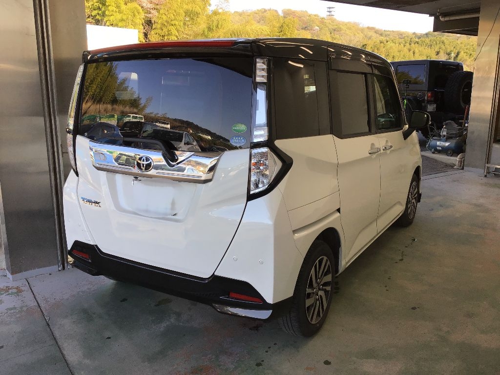 TOYOTA TANK