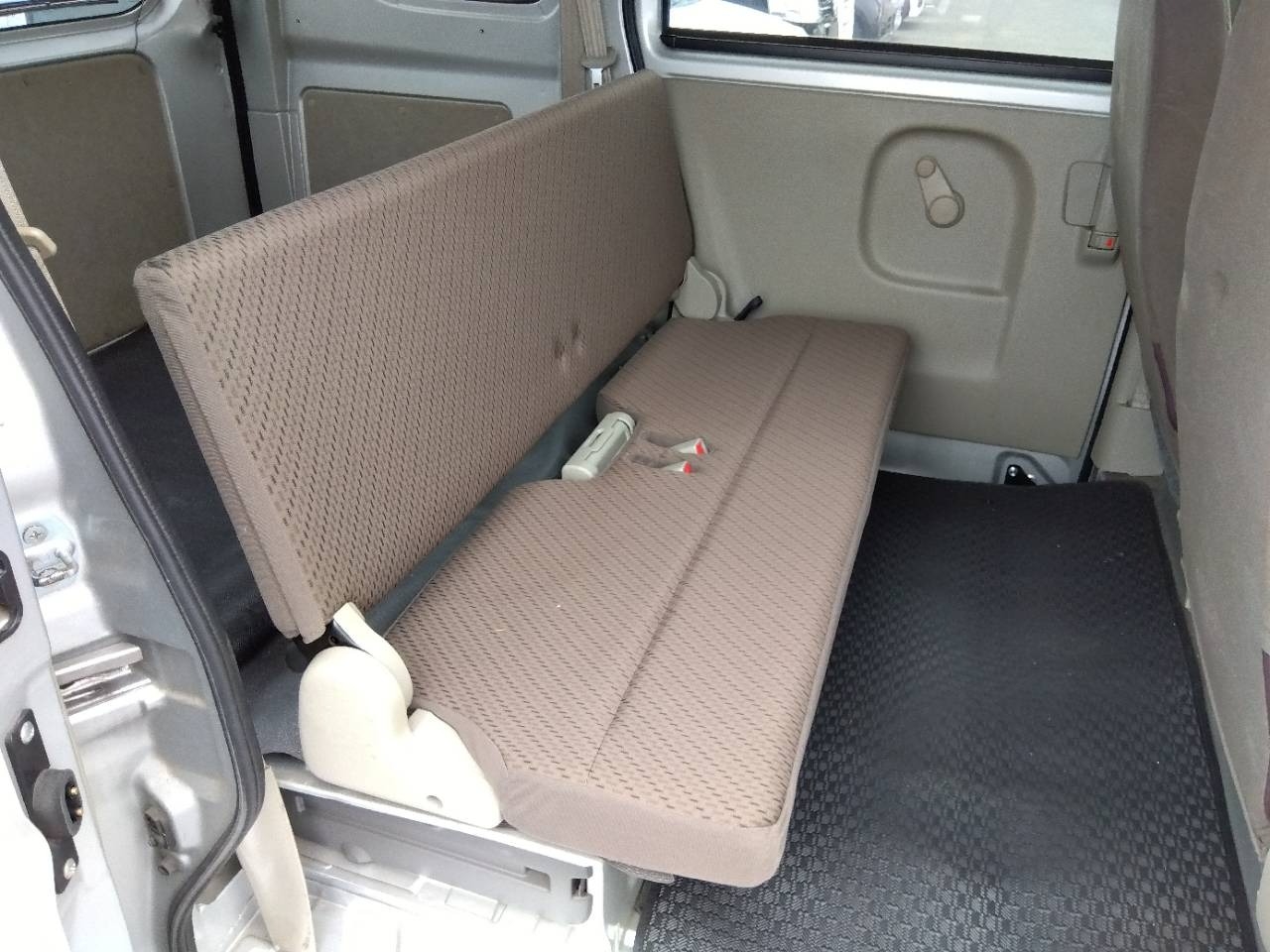 NISSAN NV100 CLIPPER