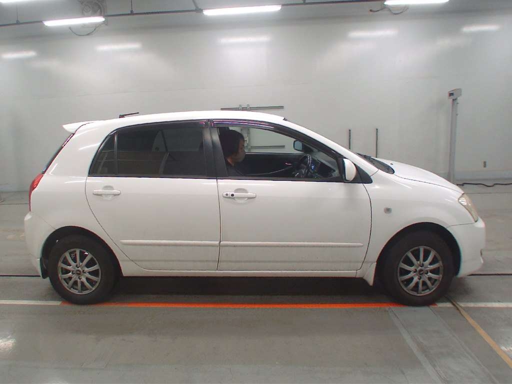 TOYOTA COROLLA RUNX