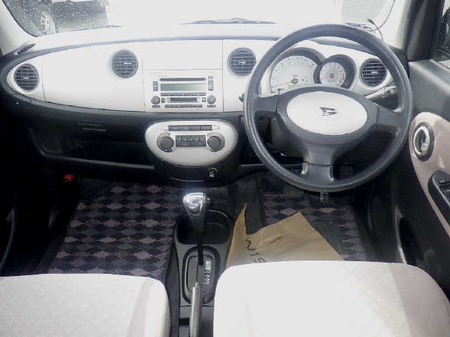 DAIHATSU MIRA GINO