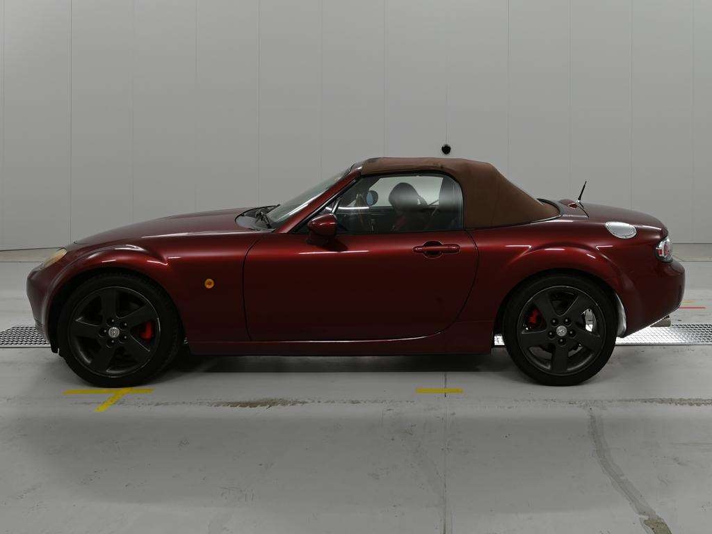MAZDA ROADSTER