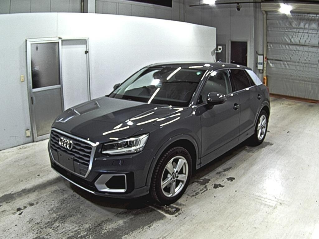 AUDI Q2