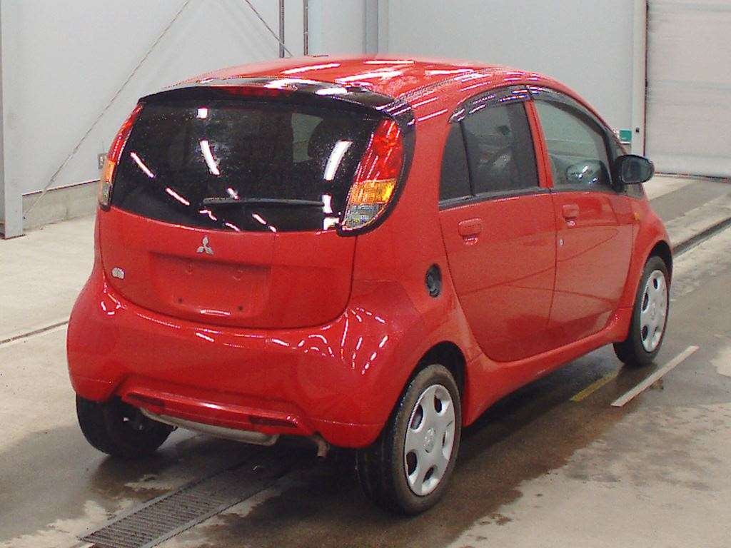 MITSUBISHI I