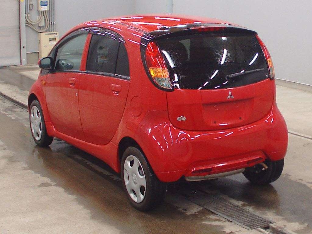 MITSUBISHI I