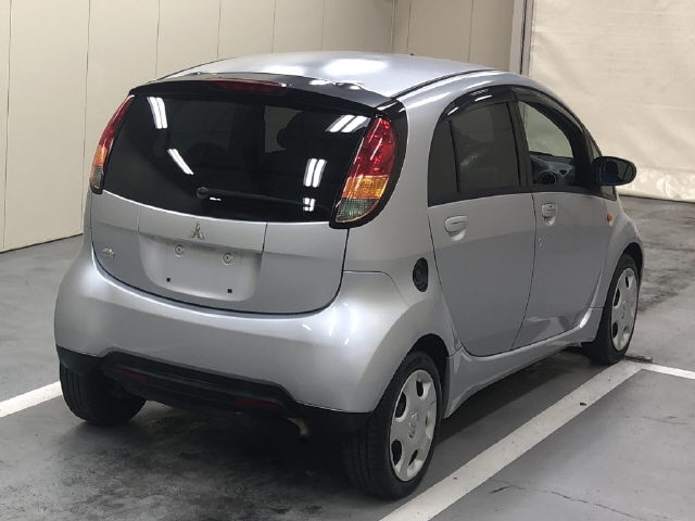 MITSUBISHI I
