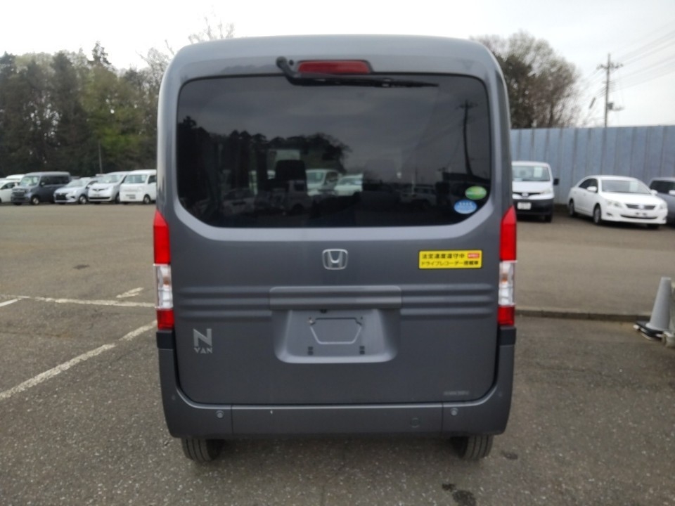 HONDA N-VAN