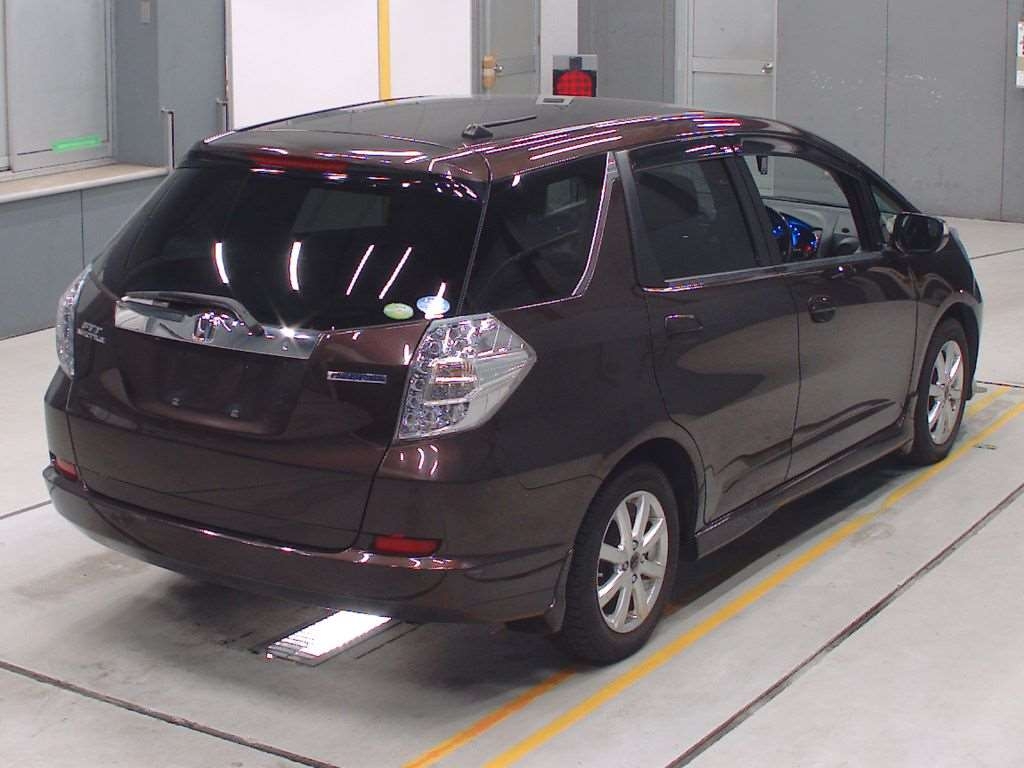 HONDA FIT SHUTTLE