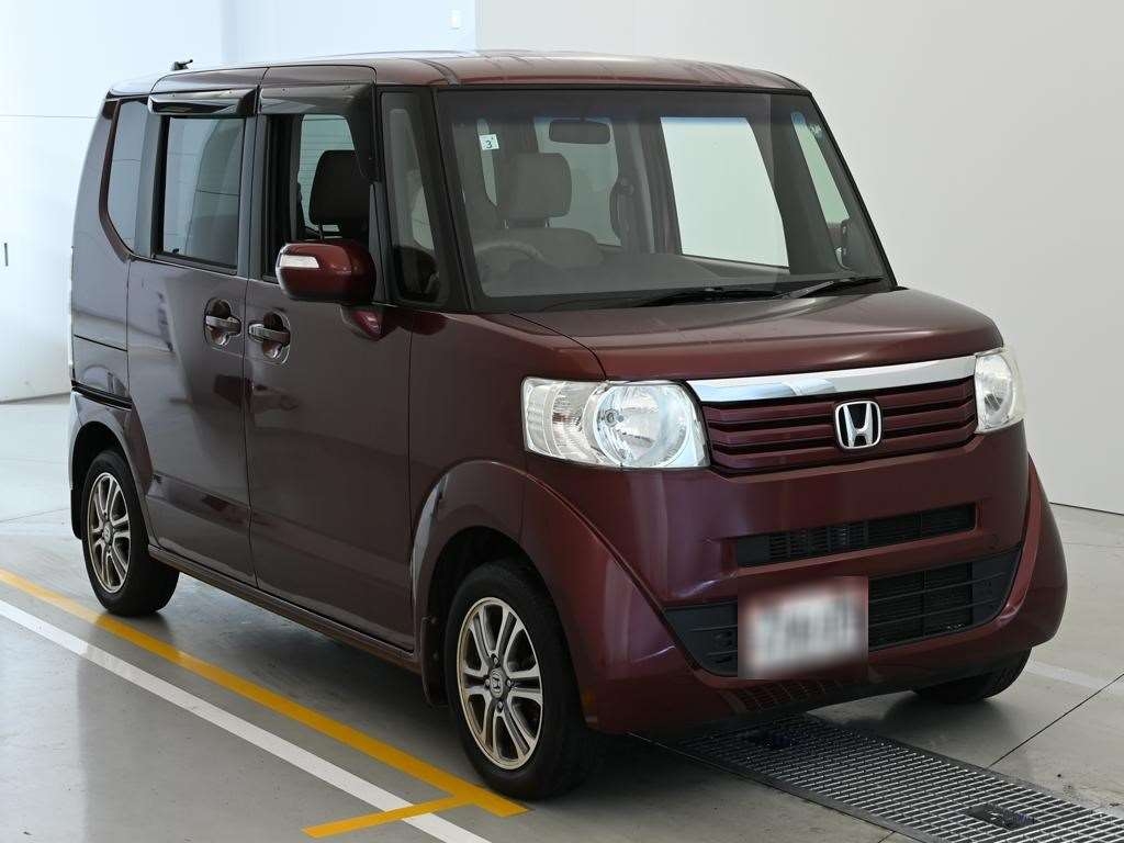 HONDA N-BOX