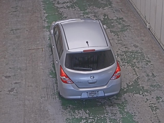 NISSAN TIIDA