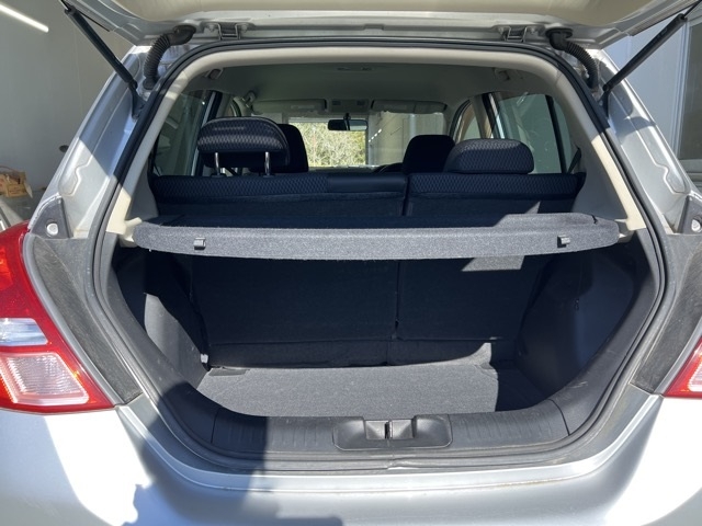 NISSAN TIIDA