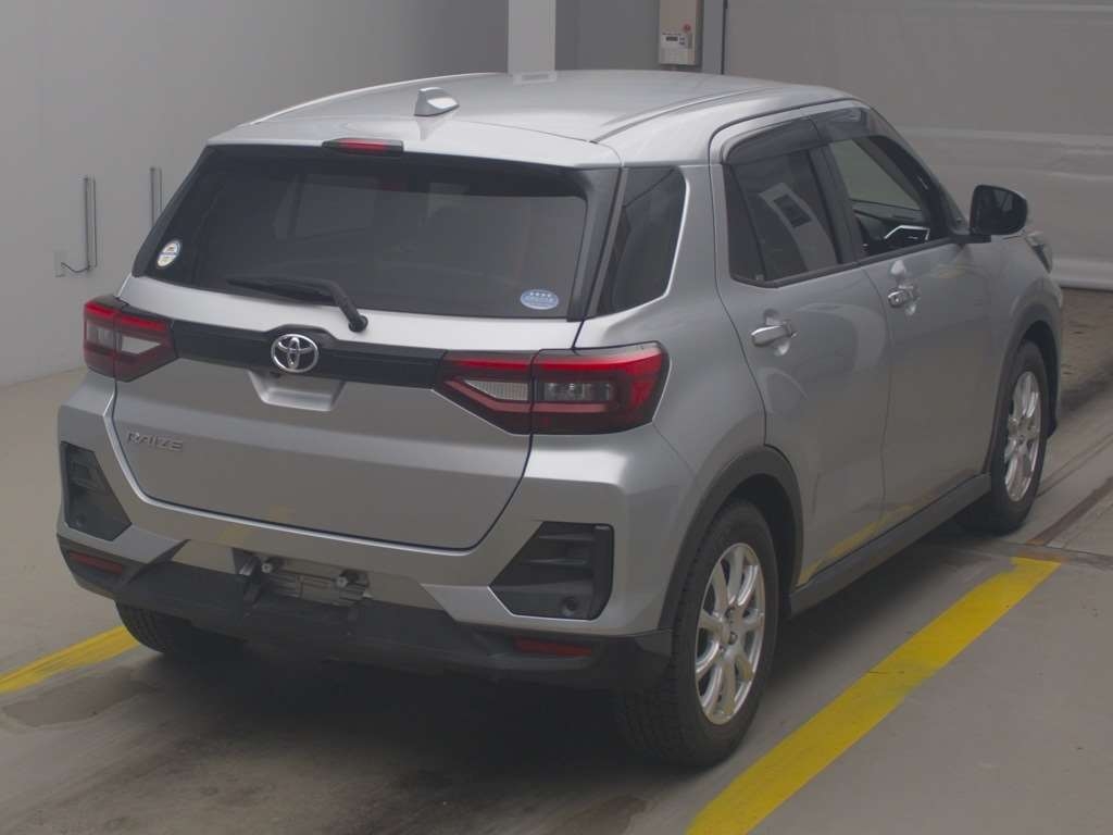 TOYOTA RAIZE