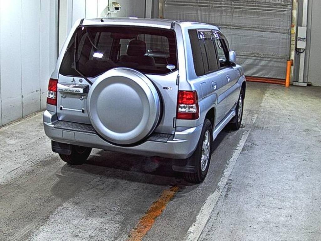 MITSUBISHI PAJERO IO