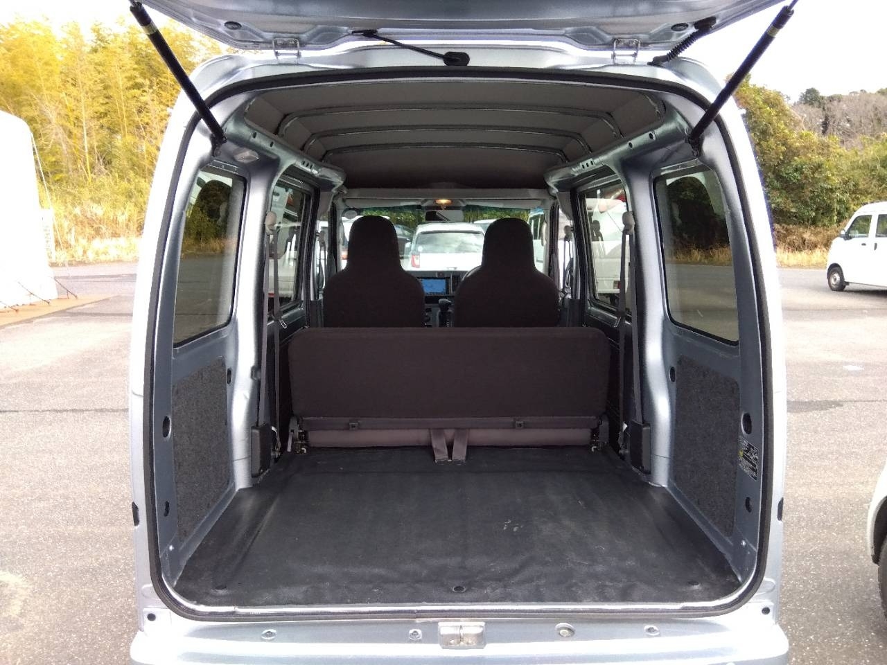 TOYOTA PIXIS VAN