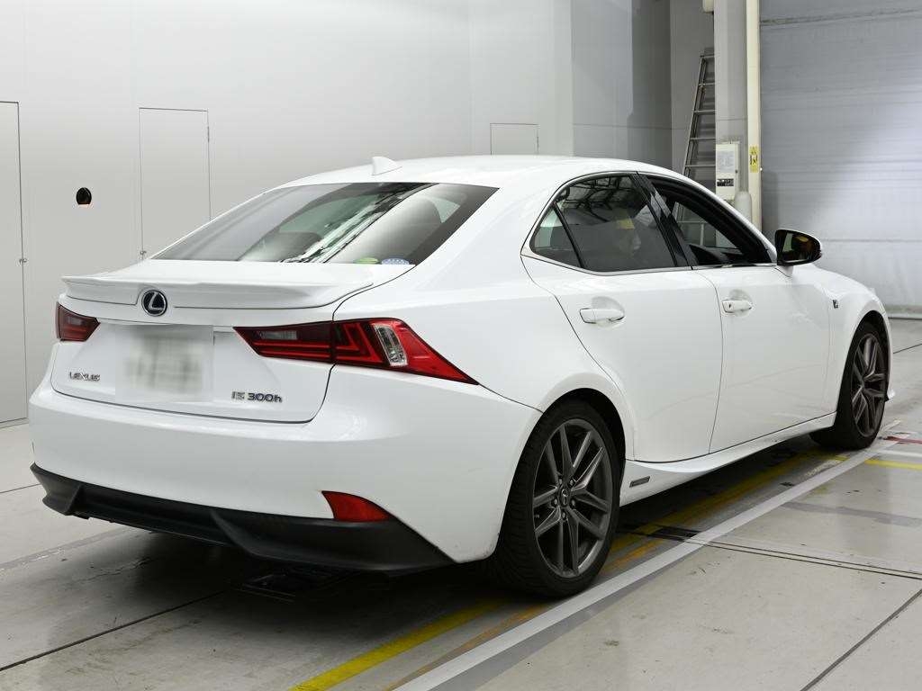 LEXUS IS300H
