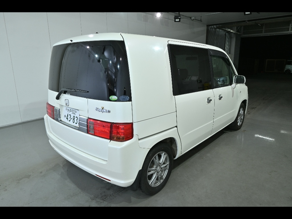 HONDA MOBILIO SPIKE