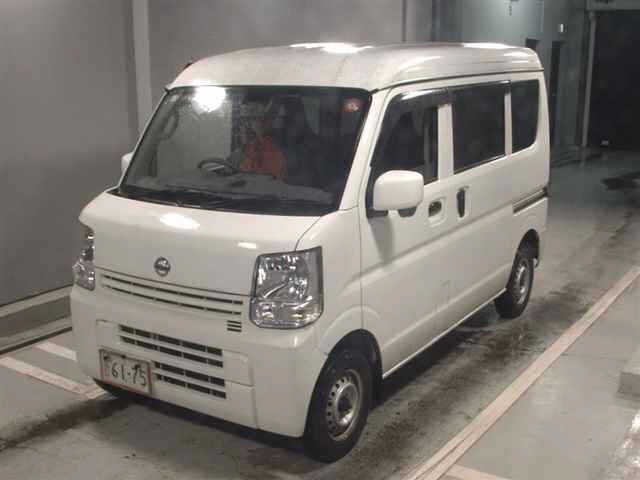 NISSAN NV100 CLIPPER