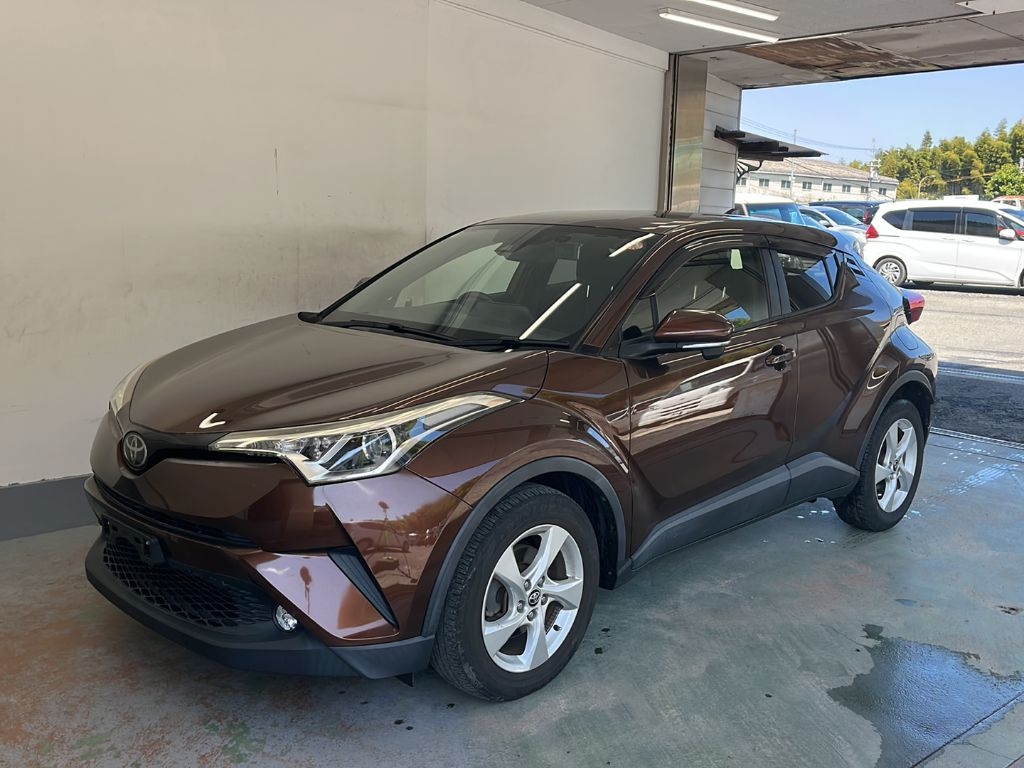 TOYOTA C-HR